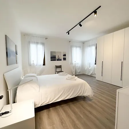 New 2024 Modern Apt 5m From Treviso Dosson