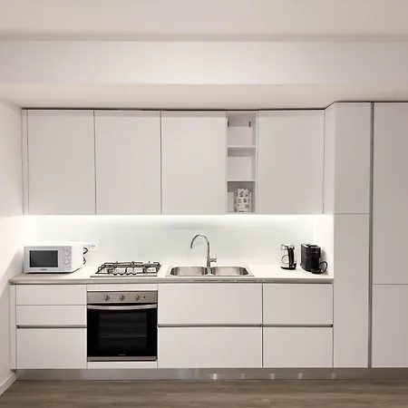 New 2024 Modern Apt 5m From Treviso Dosson